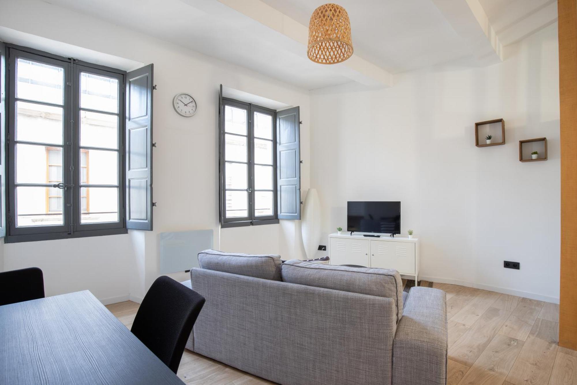 Appartement Le Duplex - Hypercentre - Wifi à Carpentras Extérieur photo