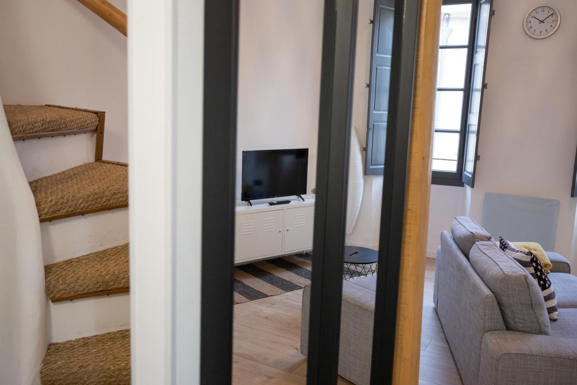 Appartement Le Duplex - Hypercentre - Wifi à Carpentras Extérieur photo