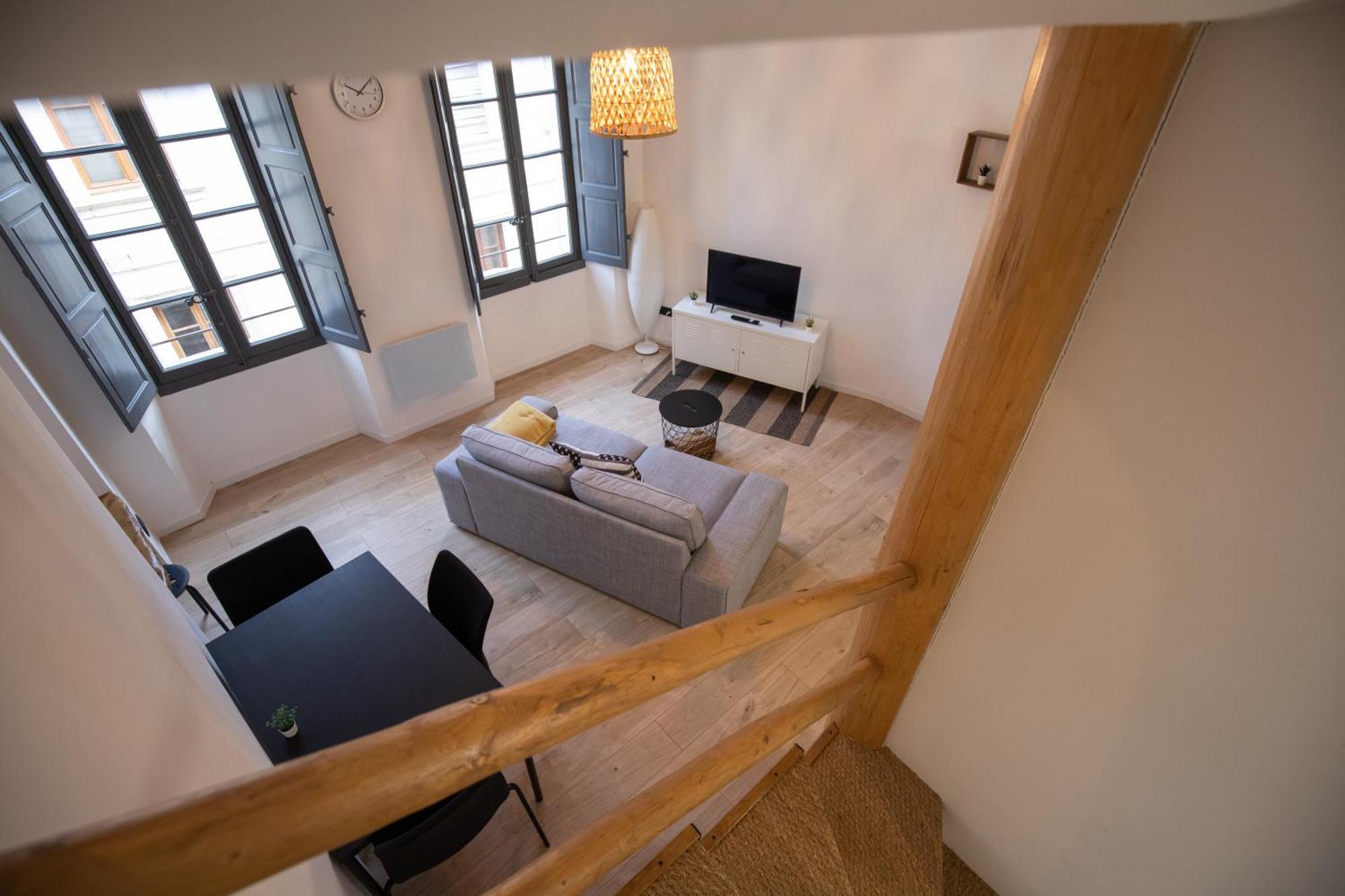 Appartement Le Duplex - Hypercentre - Wifi à Carpentras Extérieur photo